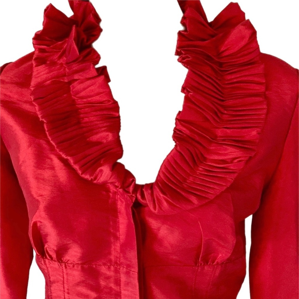 Stunning Unbranded taffeta style formal jacket with pleated ruffle collar - Picture 2 of 12